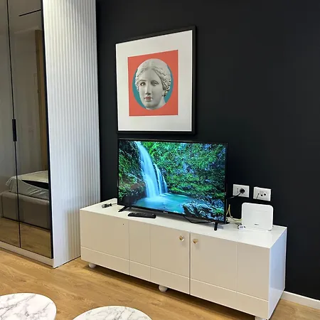 Maison Komuna Apartment *