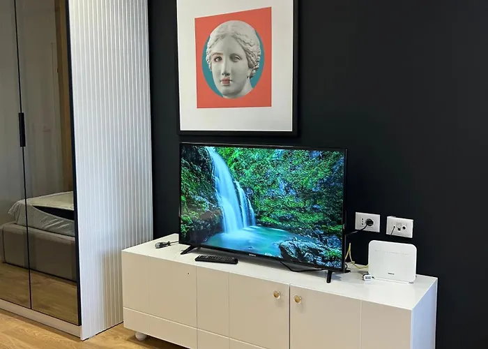 Maison Komuna Apartment *