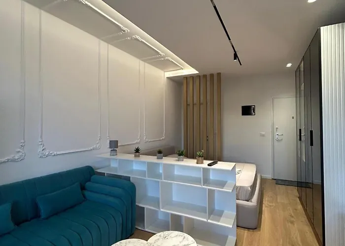 Maison Komuna Apartment *