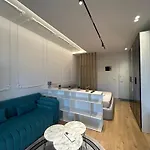 Maison Komuna Apartamento *