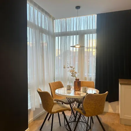 Apartment Maison Komuna Tirana